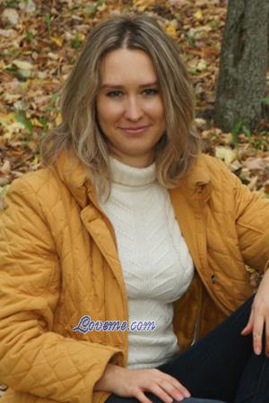 175289 - Sniazhana Age: 44 - Belarus