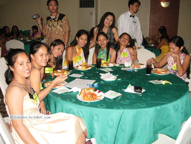 Philippine-Women-9555